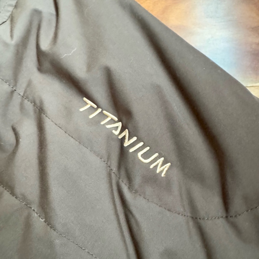 Columbia Women’s Brown Titanium Omni Shield COAT w/ Removable Fur Hood Large - Picture 3 of 9